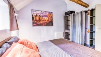 2 chambres, fer et planche Ă  repasser, Wi-Fi gratuit, draps fournis