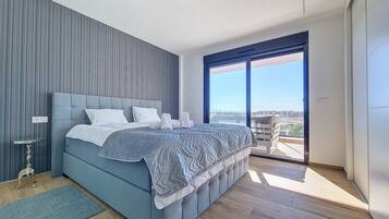 3 slaapkamers, een bureau, een strijkplank/strijkijzer, gratis wifi