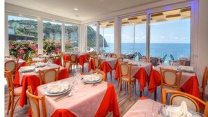 Room, 1 Bedroom, Patio, Garden View | Dining - Room in B&B - Standard Double or Twin Room Overlooking Citara Bay (Forio)