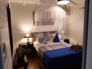 2 bedrooms, iron/ironing board, WiFi, bed sheets - Les Gites Capra - Villa Aiméandre Piscine et Spa (Bouillante)