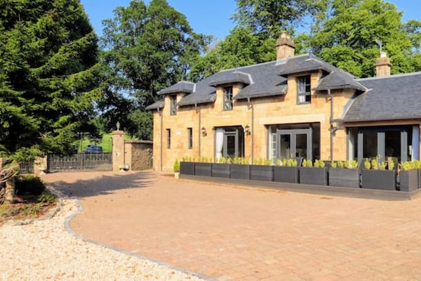 Borrowfield Coach House