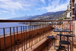 Outdoor dining - Atlantic Views with Big Terrace (Radazul)