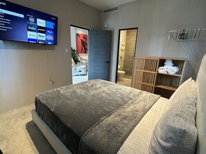 4 quartos, ferros/tábuas de passar roupa, Wi-Fi, roupa de cama