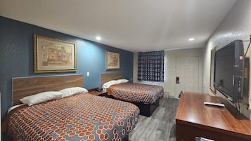 Chambre, 2 grands lits | 1 chambre, Wi-Fi gratuit, draps fournis