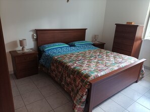 2 chambres, Wi-Fi gratuit, draps fournis