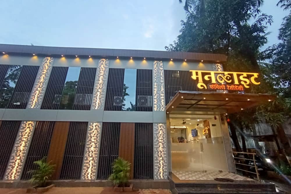 Hotel Moon Lite Residency Marve Malad