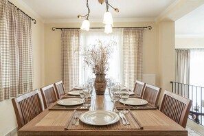 Dining - Villa Karydia Yaliskari Bay (Rachi)