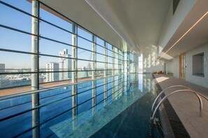 Apartment | Pool - City Suite - Rooftop Spa - Balcony - Skyline View (Manchester)