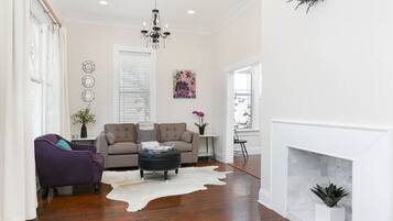 Smart TV, fireplace, books