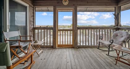 Oceanview, Pet Friendly in Pelican Point