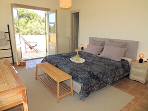 3 soverom, strykejern/-brett, reiseseng for barn og wi-fi (inkludert)