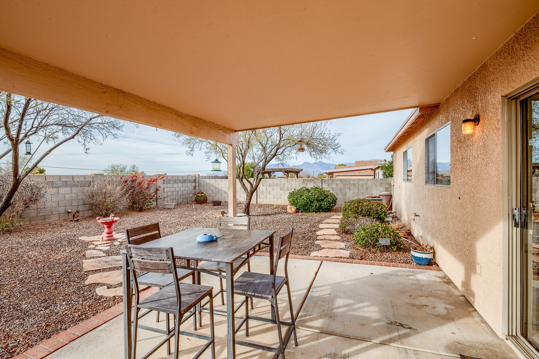 East Tucson Escape - updated 3 bedroom 2 bath