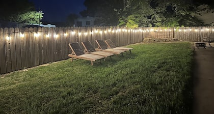 Mansion on the Mississippi River - Hot Tub - Beach - 7 Bedrooms