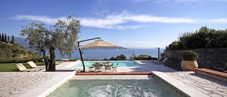 Villa, fumeurs | 3 chambres