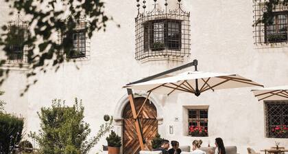 Ansitz Heufler by Norbert Niederkofler