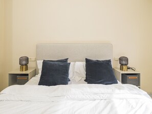 2 Schlafzimmer, Bügeleisen/Bügelbrett, kostenloses WLAN, Bettwäsche
