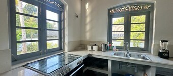 Luxurious 5 bedroom villa in a peaceful location in Hikkaduwa Sri Lanka
