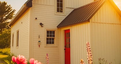 Knotting Hill - A Private Retreat • Deck • Fire Pit • Near Lunenburg