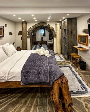 Superior Studio Suite | Premium bedding, Select Comfort beds, free minibar items, in-room safe - Areto Konak Hotel Adults Only Ages 15 + (Gökçeada)