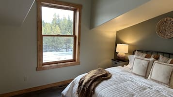 2 chambres, fer et planche à repasser, lit parapluie, Wi-Fi gratuit