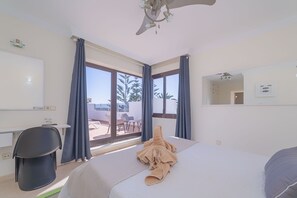 4 sovrum, värdeförvaringsskåp på rummet och strykjärn/strykbräda