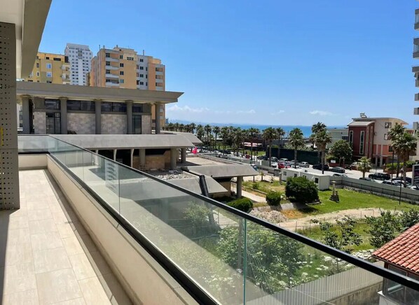 Panoramic Apartment | Terrace/patio - Vollga Apartment 9 (Durrës)