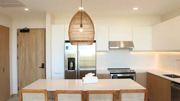 Fridge, microwave, dishwasher, coffee/tea maker