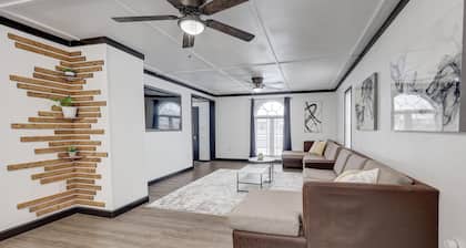The Cardinal: The Downtown Dream Sleeps 13!