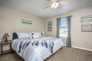 3 soverom, strykejern/-brett, wi-fi og sengetøy