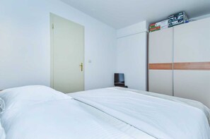 3 camere, ferro/asse da stiro, Wi-Fi gratuito, lenzuola