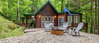 Fern Gulley Cabin with Hot Tub, Pet Friendly,  near DBBB / Hollerwood