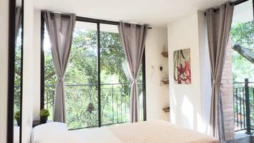 Comfort Apartment | Individually furnished, desk, free WiFi, bed sheets