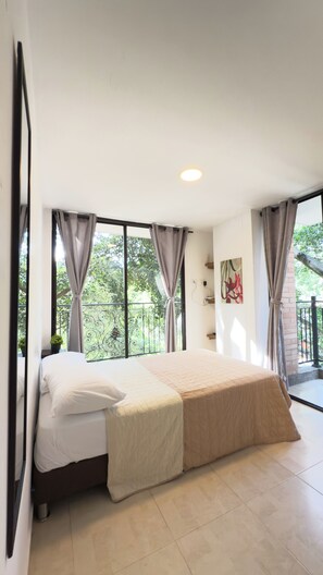 Comfort Apartment | Individually furnished, desk, free WiFi, bed sheets - EDIFICIO FENICIA (Medellín)