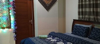 Peaceful & Executive appartment for a family. Nearby supermarkets, airport .