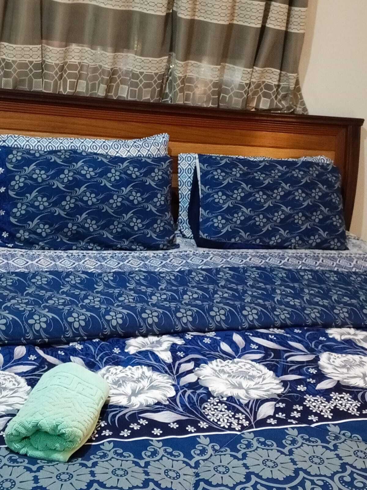 2 bedrooms, WiFi, bed sheets
