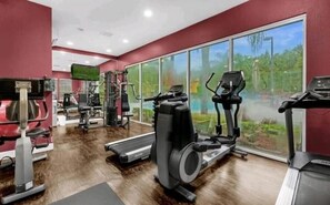 Fitness facility - Charmin House/LUCAYAVILLAGE/Outlets/3BD 2BA/10m to Disney  (Kissimmee)
