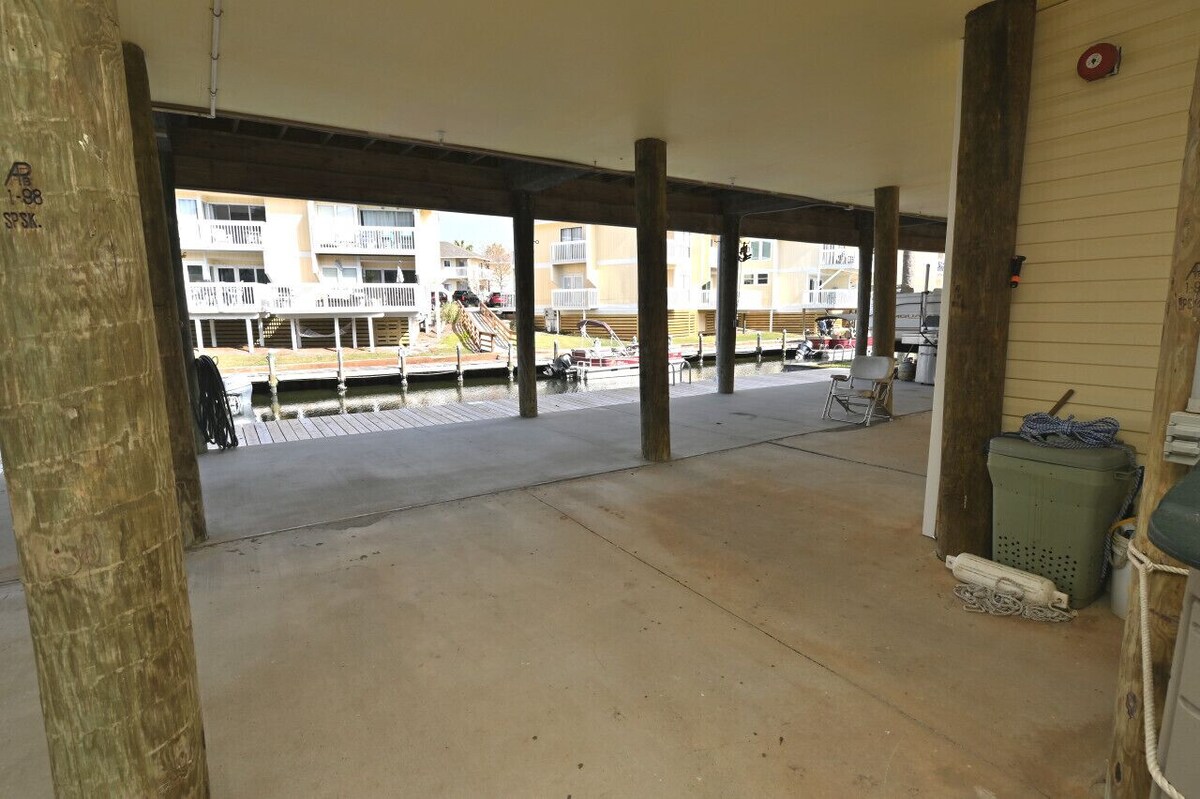 Photo 24 of Sandpiper Cove 2 Bedroom Canal Front Bring Your Boat! Park Your Trailer Under the Unit!