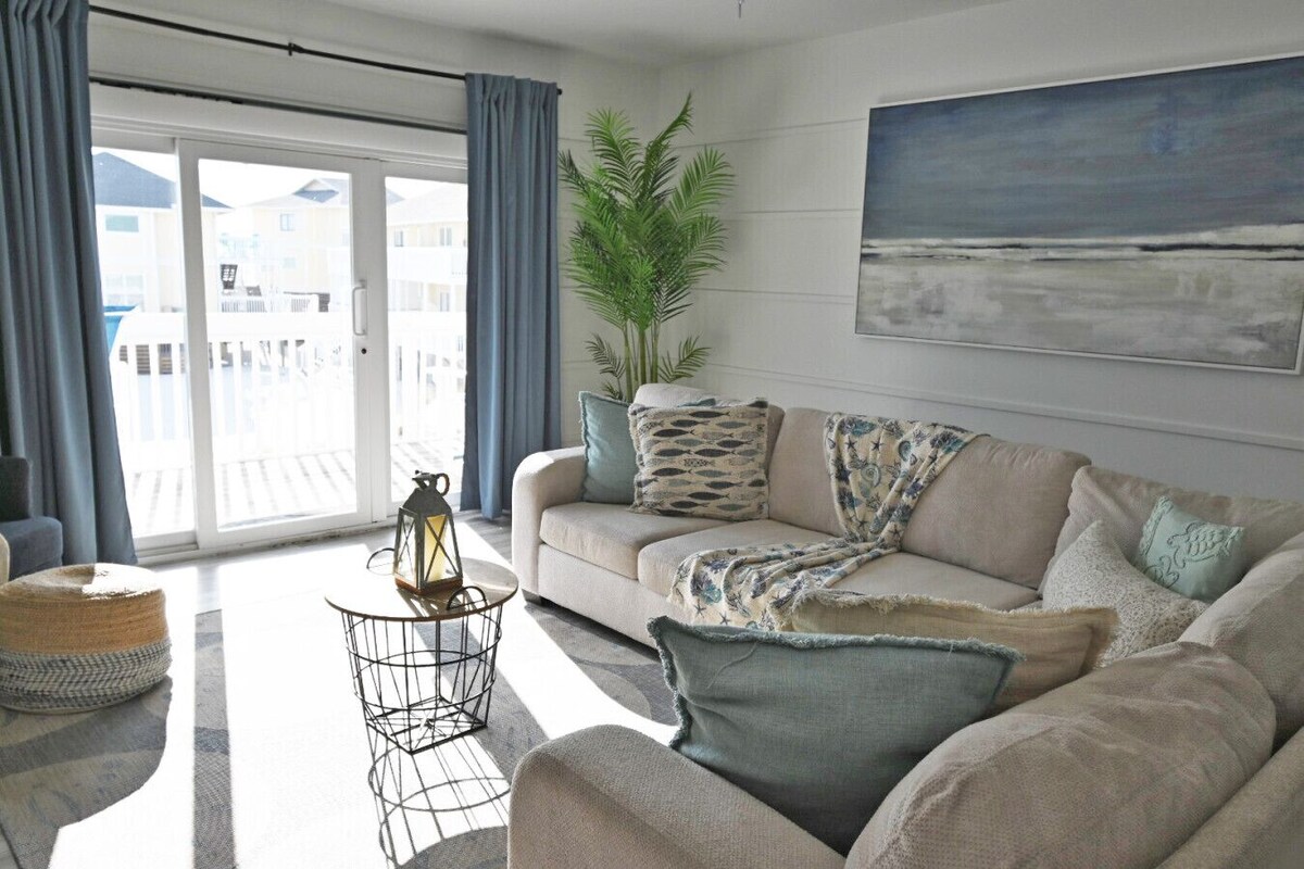Photo 4 of Your Perfect Beach Getaway With Private Beach Access Pet Friendly