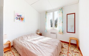 2 bedrooms, bed sheets - Pet friendly home in Saint-Savinien (Saint-Savinien)