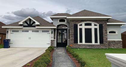 Main House Listing 3BD/2BA