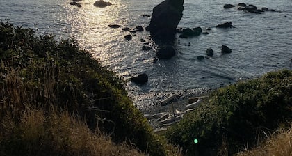 The Big Waves Beach House. Perfect for Big families! Game Room!