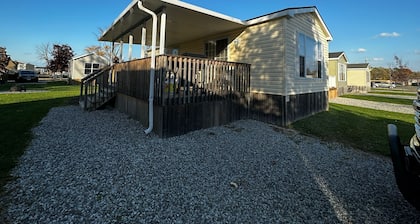 Beautiful Cottage (230) in Vineyards of Niagara On The Lake