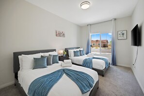 4 bedrooms, desk, iron/ironing board, travel cot