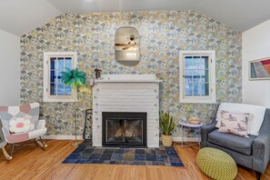 Smart TV, fireplace, foosball, table tennis