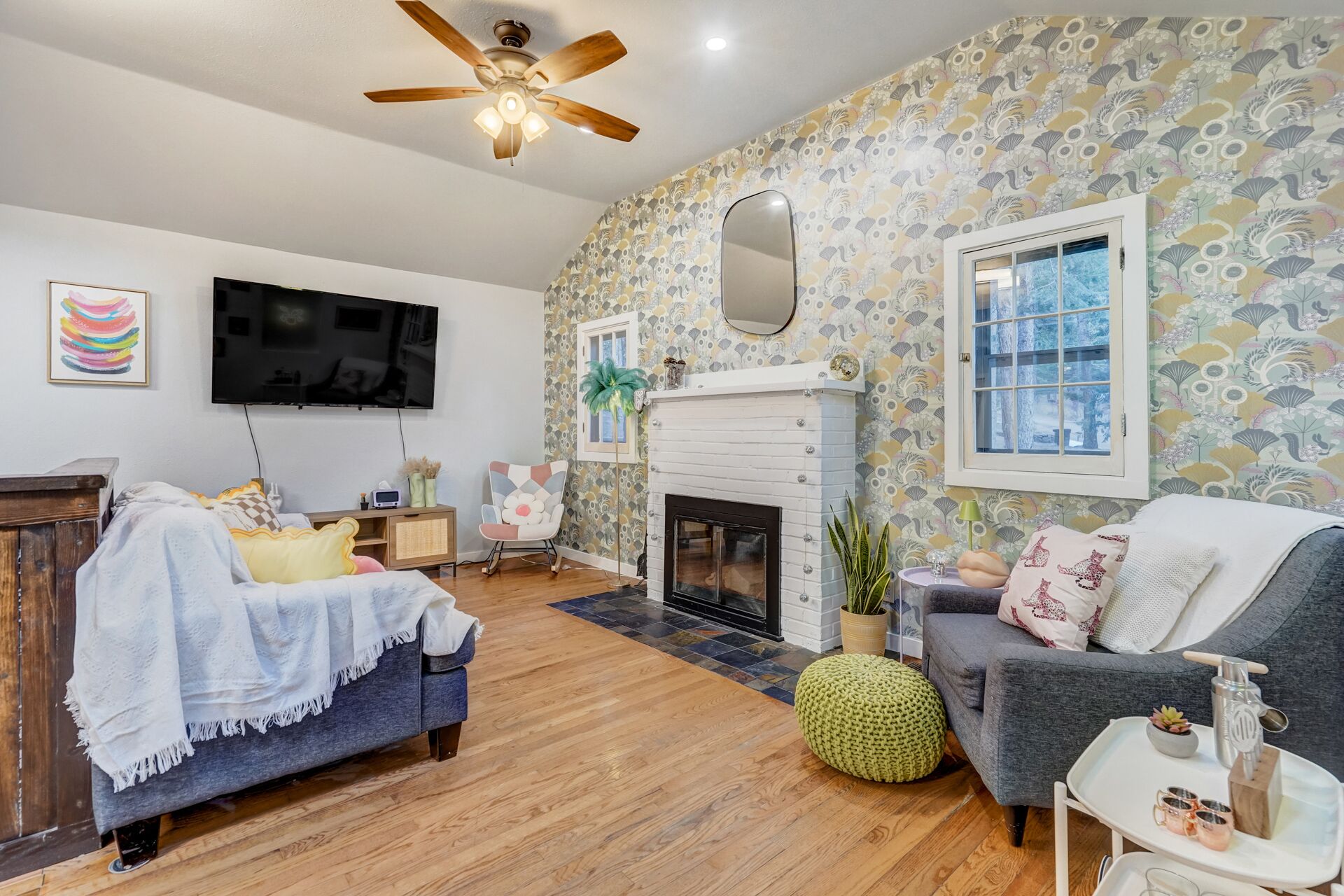 Smart TV, fireplace, table football, ping pong