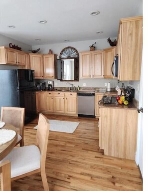 Private kitchen - Cheyenne Painted Lady (Cheyenne)