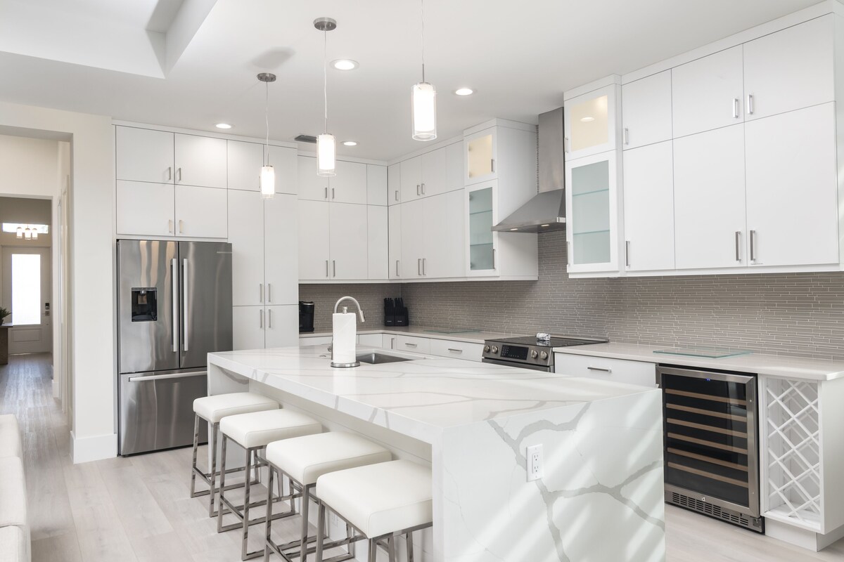 Photo 4 of NEW Arcade/Gameroom! Fine Luxury Home, Heated Pool/Spa, FREE Bikes, Near Beach