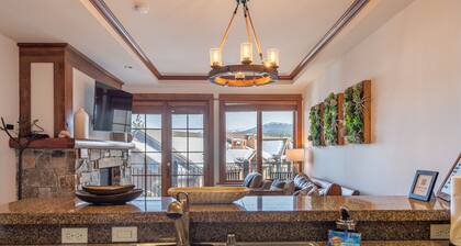 Perfect location❤️ 1 bed / 1 bath retreat in the heart of Northstar Village