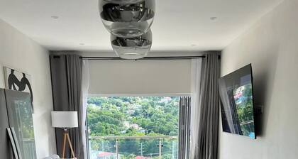 Peaceful Mountain View Condo