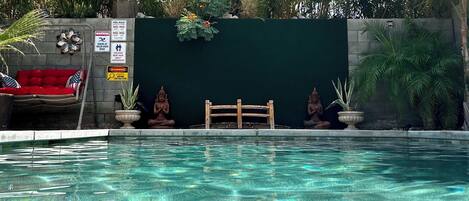 Piscine extérieure, piscine chauffée